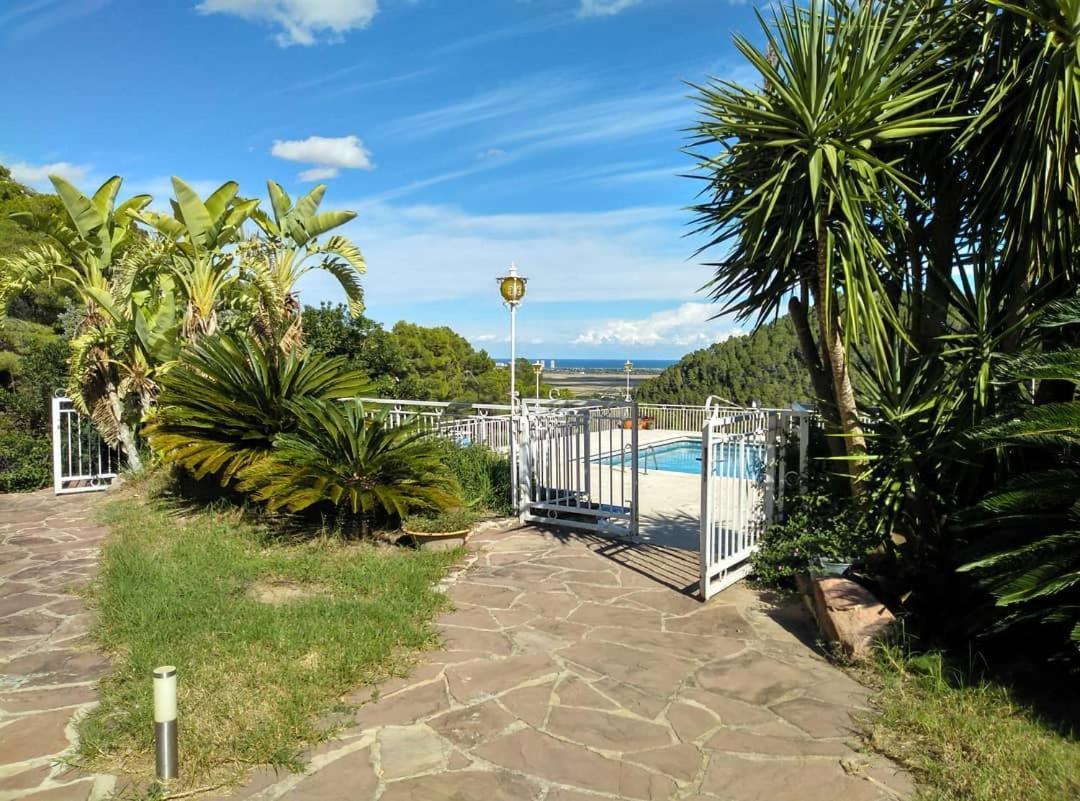 Villa Montgrau Llano de Gorra エクステリア 写真