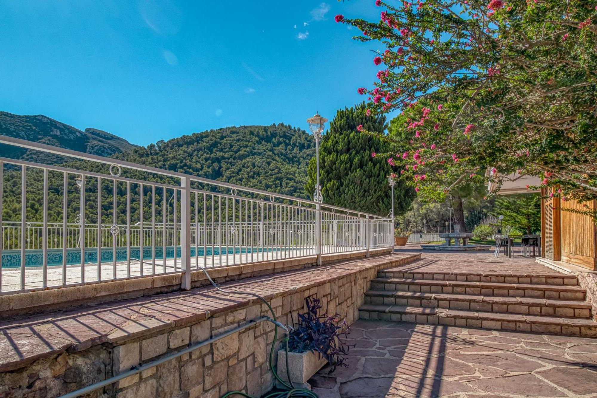 Villa Montgrau Llano de Gorra エクステリア 写真